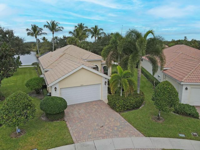 8121 Jolly Harbour Court, Wellington, FL 33414