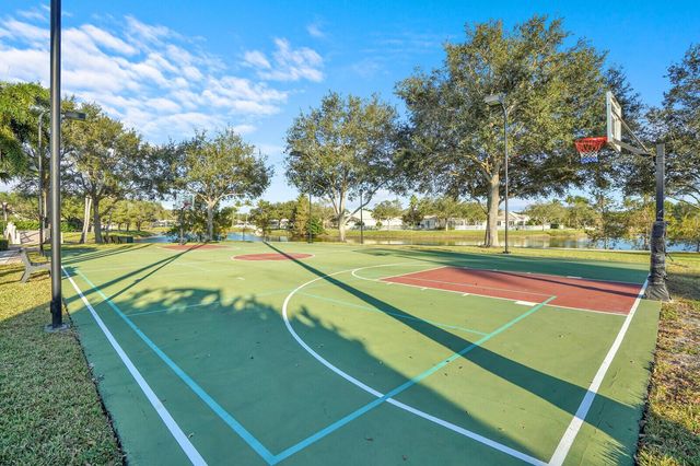 8121 Jolly Harbour Court, Wellington, FL 33414