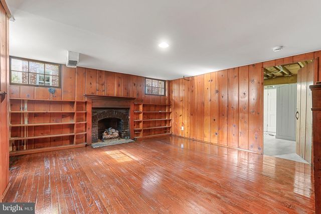5025 V ST NW, Washington, DC 20007