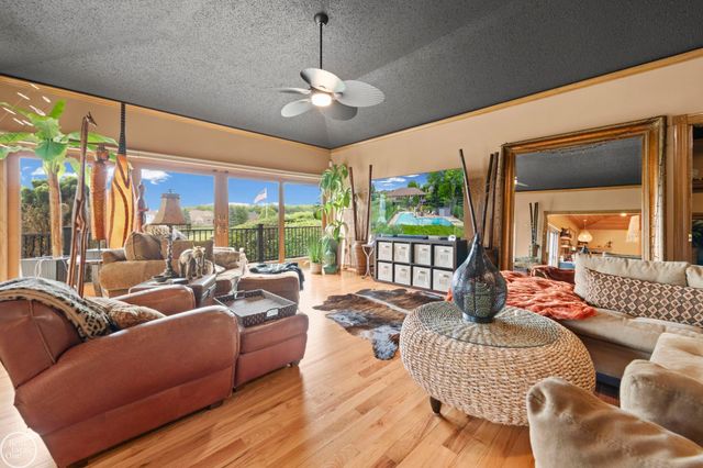6718 Pond Drive, Washington Twp, MI 48094