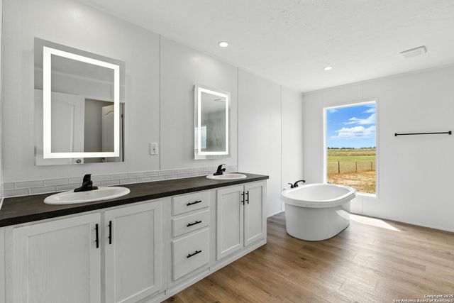 2312 Stevens Rd, Somerset, TX 78069