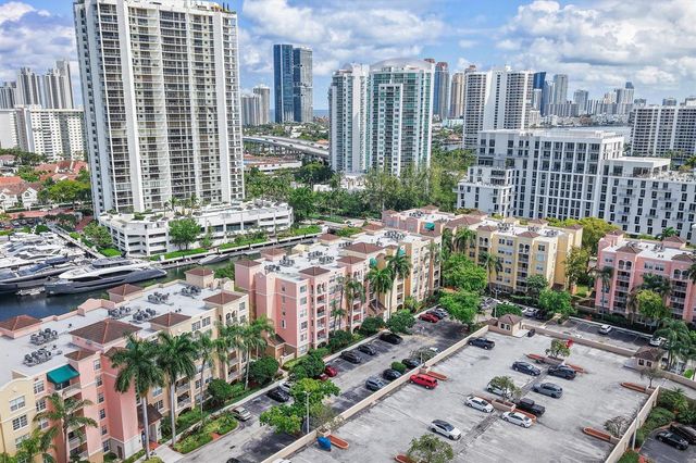 19601 E Country Club Drive 7505, Aventura, FL 33180