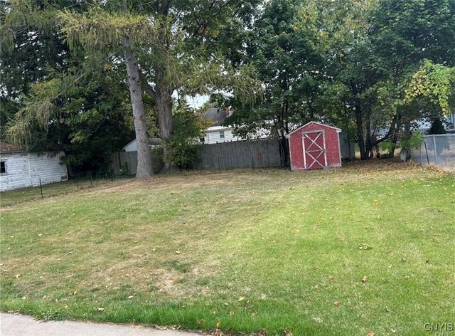 408 Coolidge Road, Utica, NY 13502