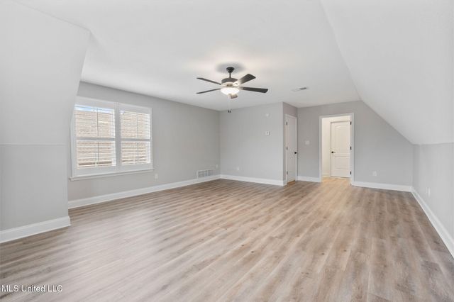 5906 W Foxdale Loop, Southaven, MS 38672