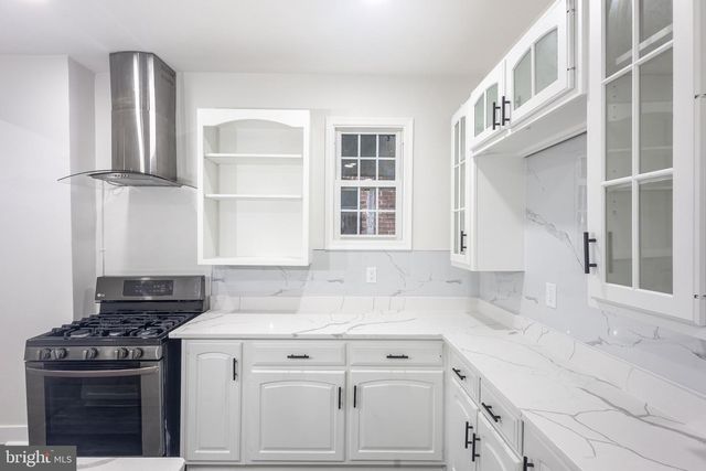 2115 N LONGWOOD ST, Baltimore, MD 21216