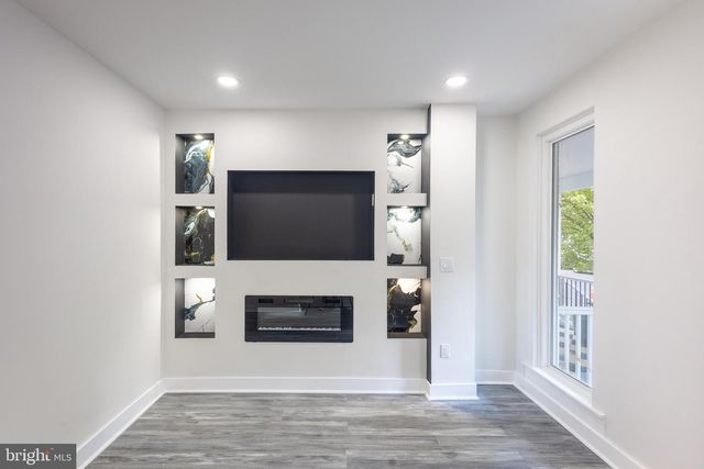 2115 N LONGWOOD ST, Baltimore, MD 21216