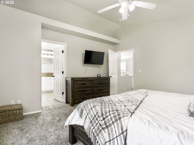1312 Se 14TH Ave, Canby, OR 97013