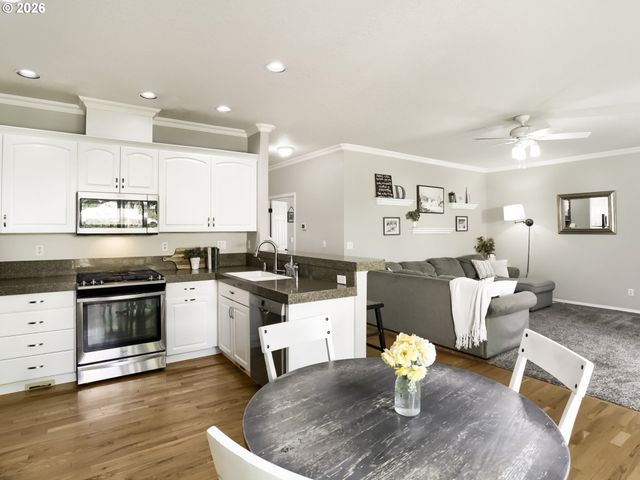1312 Se 14TH Ave, Canby, OR 97013
