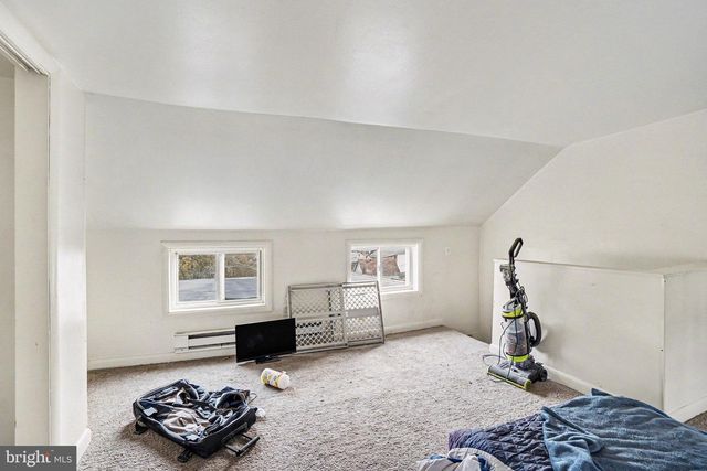 122 N HIGH ST, Duncannon, PA 17020