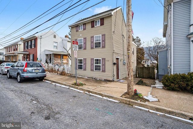 122 N HIGH ST, Duncannon, PA 17020