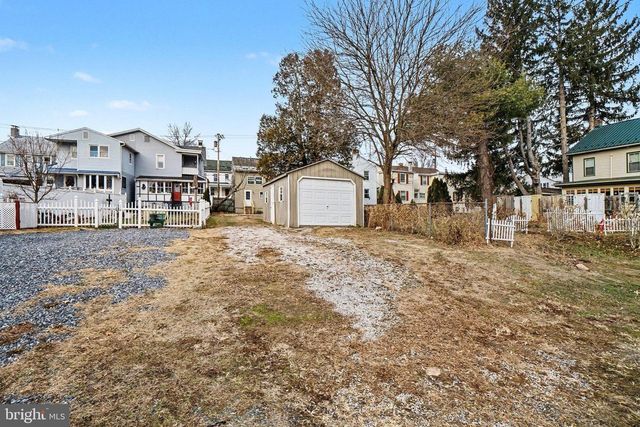 122 N HIGH ST, Duncannon, PA 17020