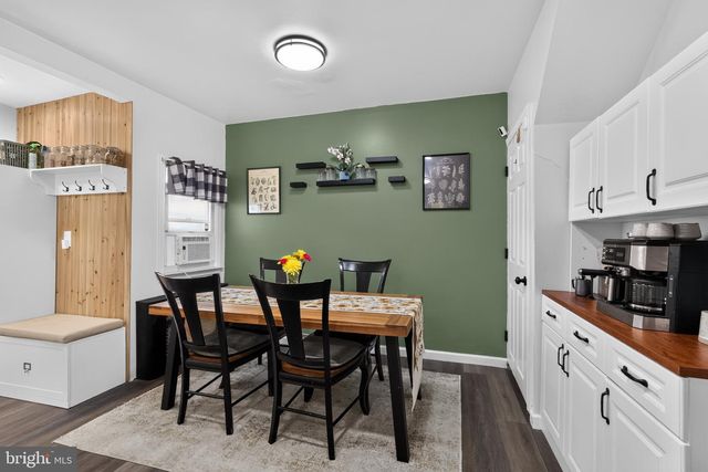 1100 HARDING DR, Havertown, PA 19083