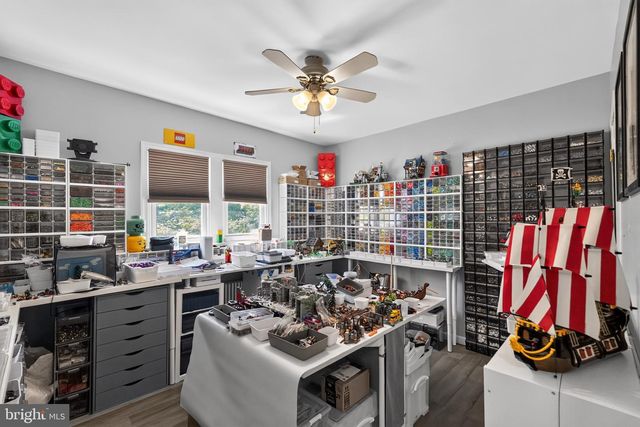 1100 HARDING DR, Havertown, PA 19083