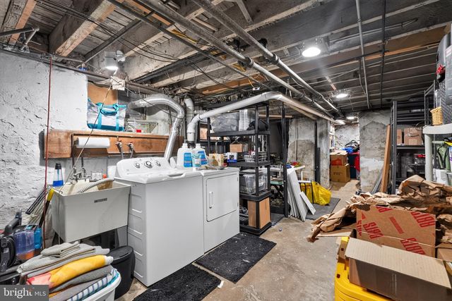 1100 HARDING DR, Havertown, PA 19083