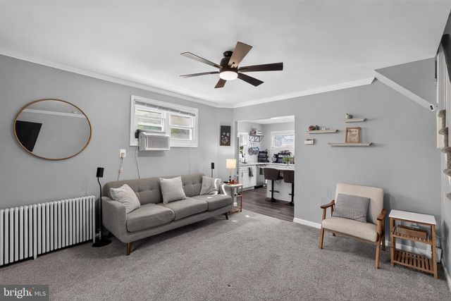 1100 HARDING DR, Havertown, PA 19083