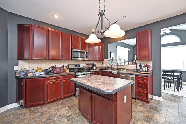 5358 White Farm Boulevard, Miami Twp, OH 45150