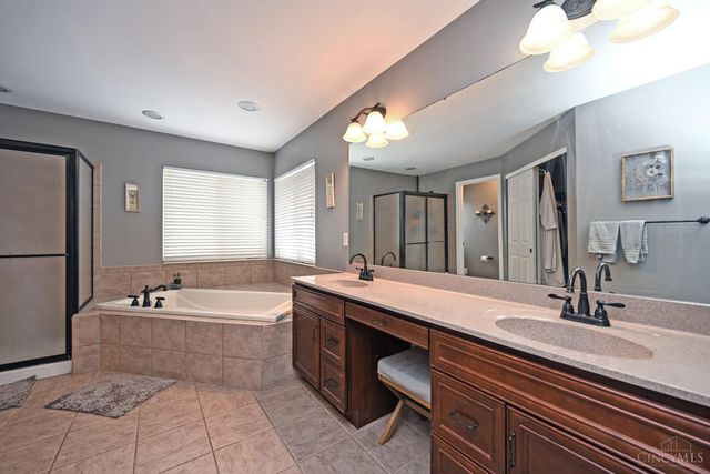 5358 White Farm Boulevard, Miami Twp, OH 45150