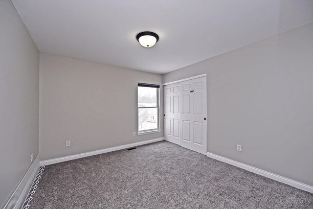 5358 White Farm Boulevard, Miami Twp, OH 45150