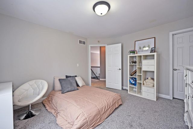 5358 White Farm Boulevard, Miami Twp, OH 45150