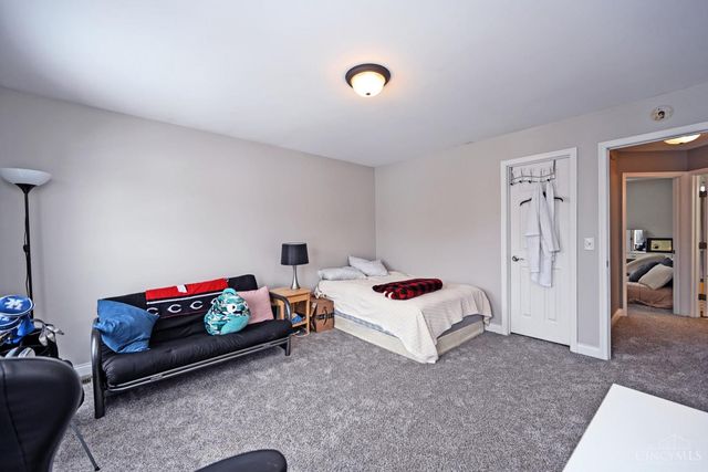 5358 White Farm Boulevard, Miami Twp, OH 45150