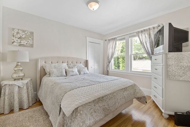 10 Newcastle Rd 2, Peabody, MA 01960