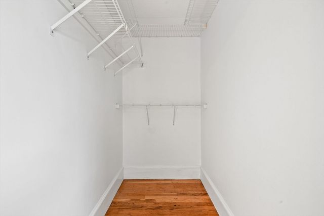 10 Newcastle Rd 2, Peabody, MA 01960