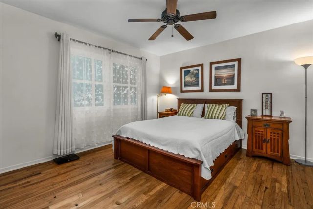 6913 Columbus Avenue, Van Nuys, CA 91405
