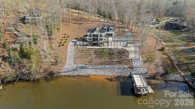 587 Carolina Drive, Troy, NC 27371