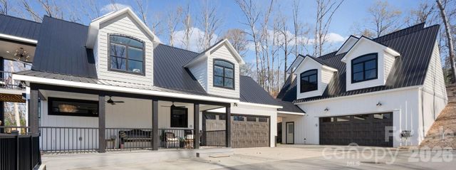 587 Carolina Drive, Troy, NC 27371