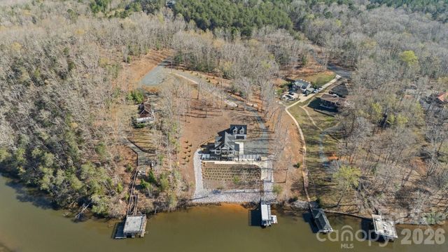 587 Carolina Drive, Troy, NC 27371