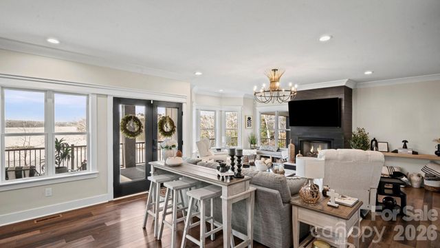 587 Carolina Drive, Troy, NC 27371