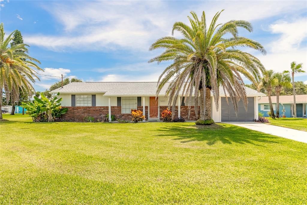 809 E 27TH AVENUE, New Smyrna Beach, FL 32169