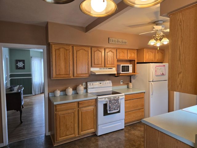 405 Clary Street W, Worthington, MN 56187