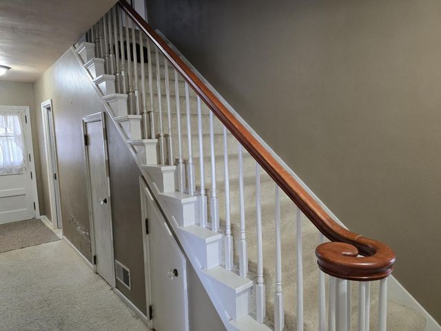 405 Clary Street W, Worthington, MN 56187