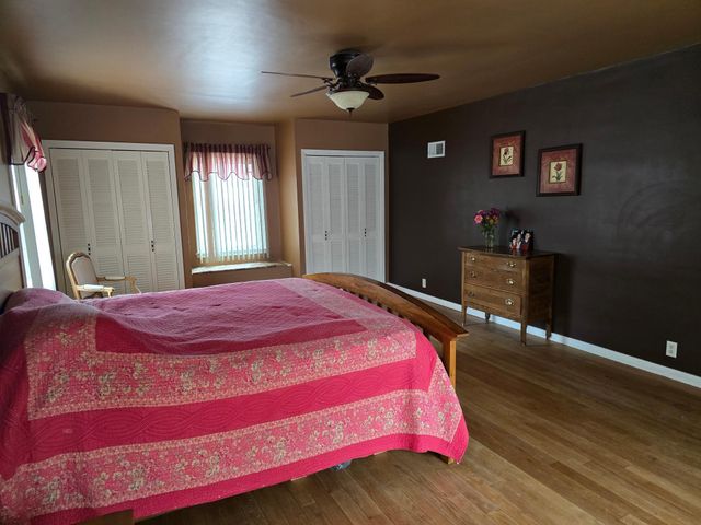 405 Clary Street W, Worthington, MN 56187