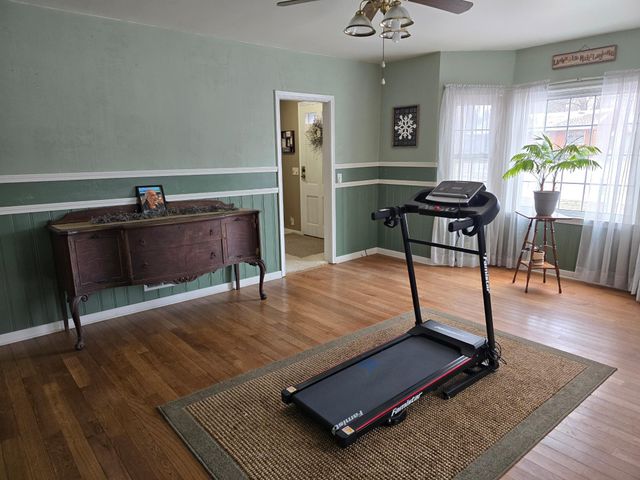 405 Clary Street W, Worthington, MN 56187