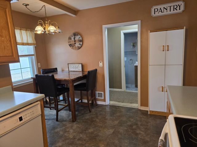 405 Clary Street W, Worthington, MN 56187