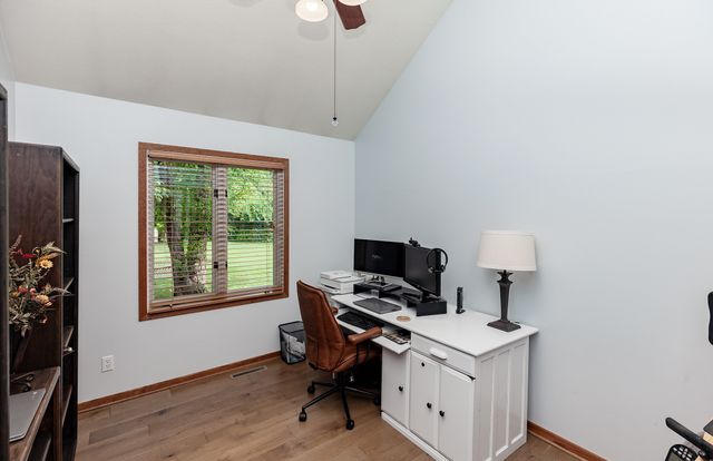 9049 NW 37 Street, Polk City, IA 50226