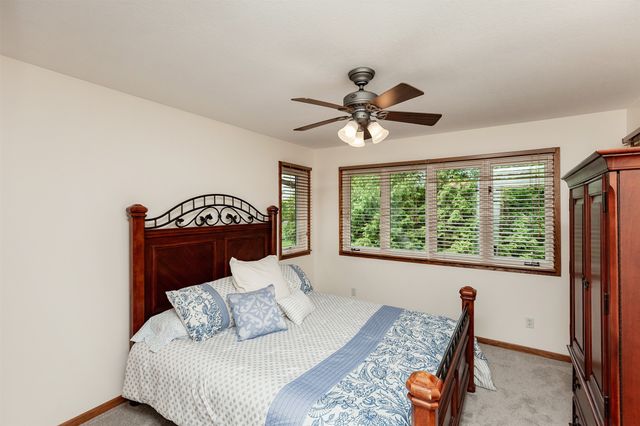 9049 NW 37 Street, Polk City, IA 50226