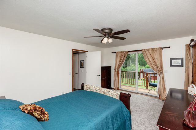 9049 NW 37 Street, Polk City, IA 50226
