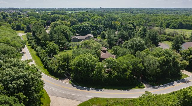 9049 NW 37 Street, Polk City, IA 50226