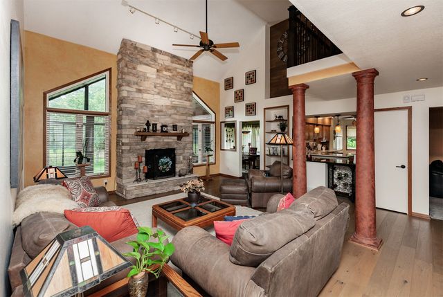 9049 NW 37 Street, Polk City, IA 50226