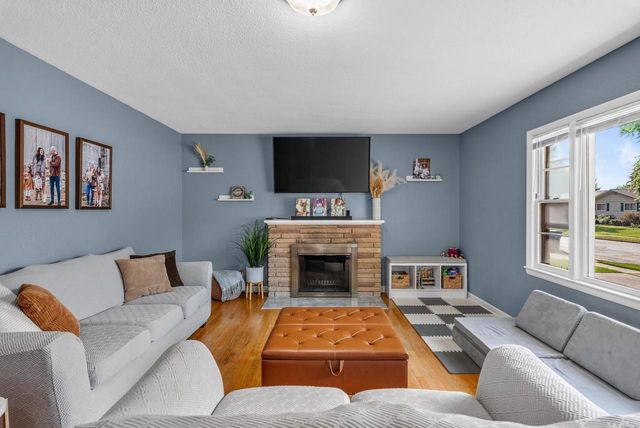 273 E MCWILLIAMS STREET, Fond Du Lac, WI 54935