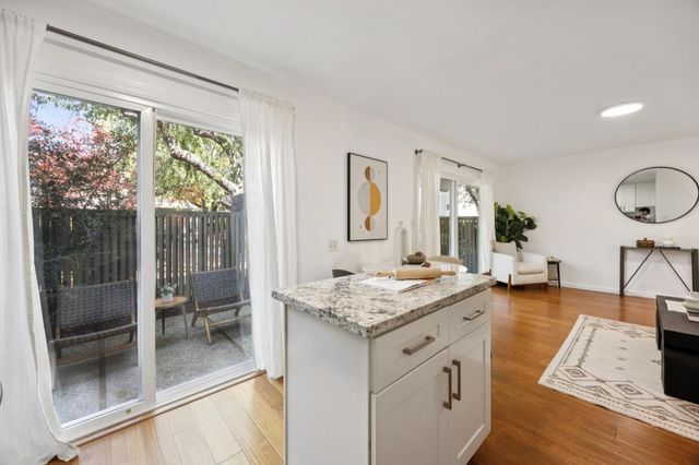 255 S Rengstorff Avenue 161, Mountain View, CA 94040