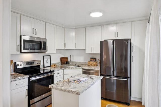 255 S Rengstorff Avenue 161, Mountain View, CA 94040