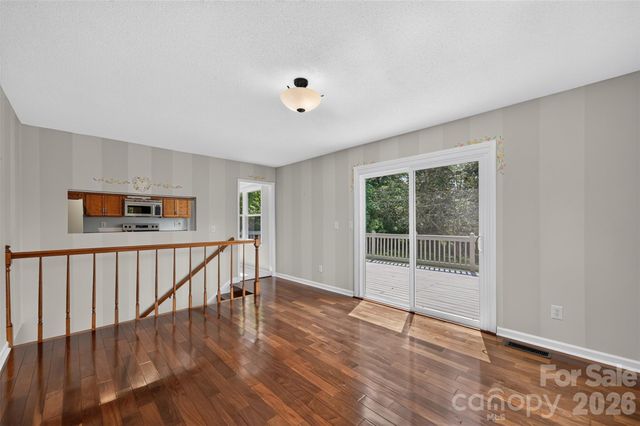 2923 Dogwood Drive, Claremont, NC 28610