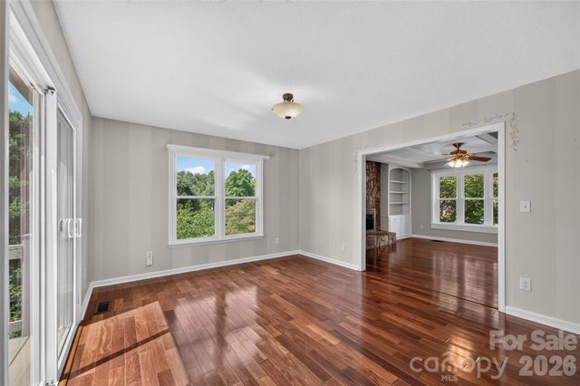 2923 Dogwood Drive, Claremont, NC 28610