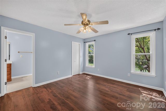 2923 Dogwood Drive, Claremont, NC 28610