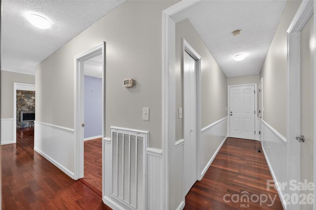 2923 Dogwood Drive, Claremont, NC 28610