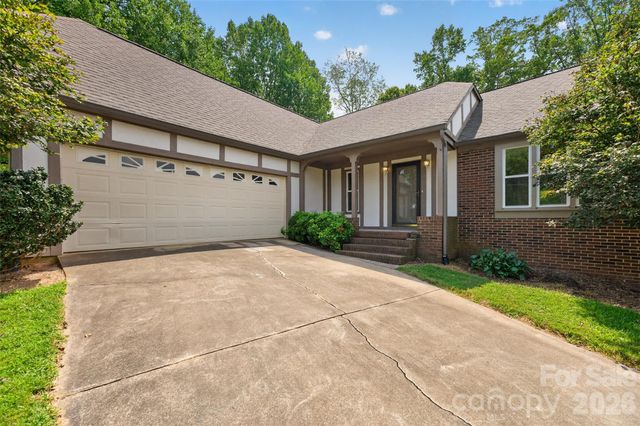 2923 Dogwood Drive, Claremont, NC 28610